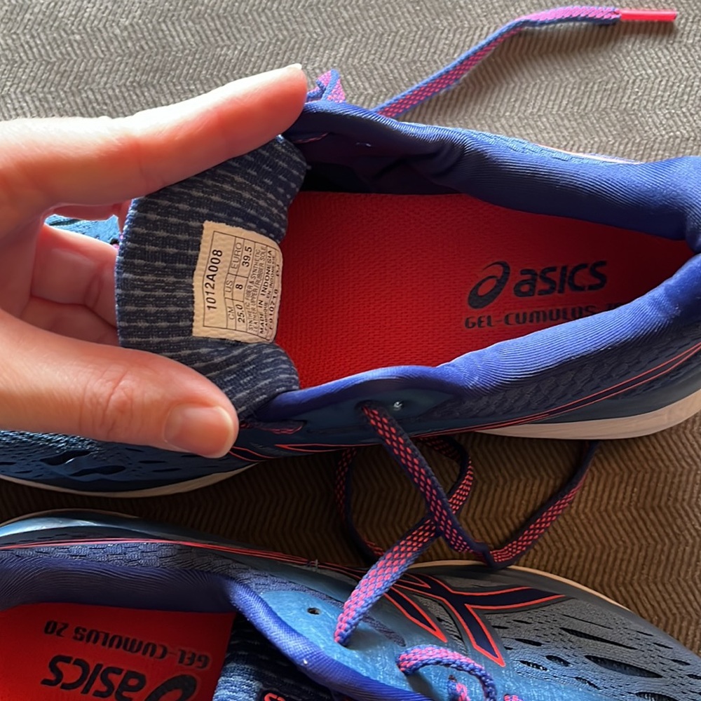 ASICS sneakers size 8 - Picture 3 of 3